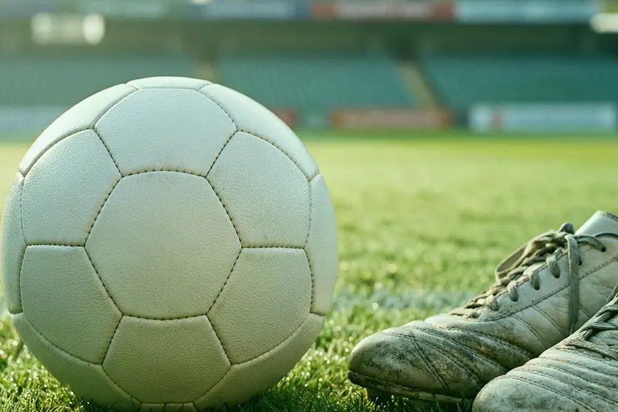 埃基蒂克代表法国首秀破门混合采访区一度哽咽